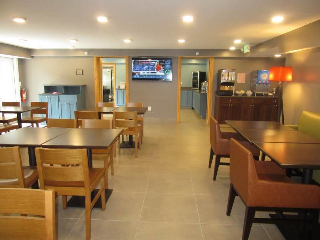 Country Inn & Suites Downtown Convention Center By Radisson, Gatlinburg, Tn Extérieur photo